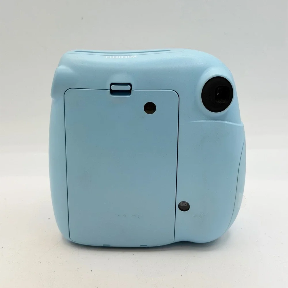 Fujifilm Instax Mini 7+ Instant Film Camera Blue with Matching Protective Case